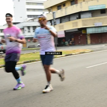 Runner Photo 8873600