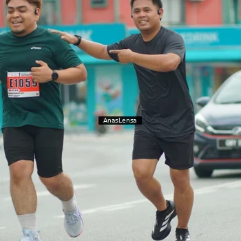 Runner Photo 8873605