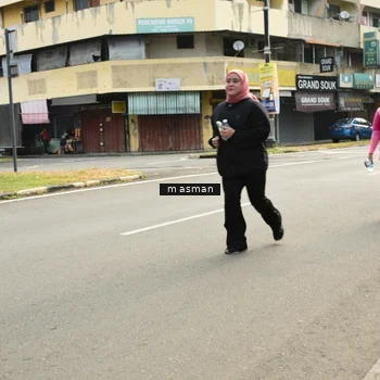 Runner Photo 8873616