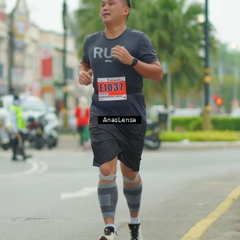 Runner Photo 8873633