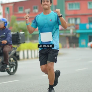 Runner Photo 8873671