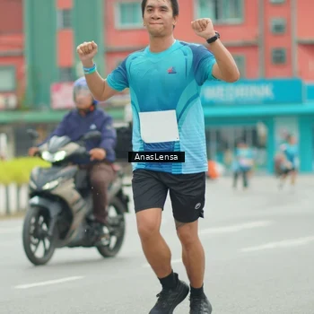 Runner Photo 8873677