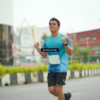 Runner Photo 8873678