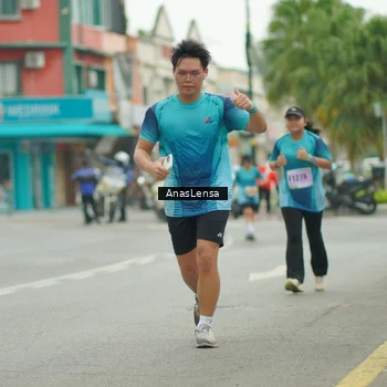 Runner Photo 8873705