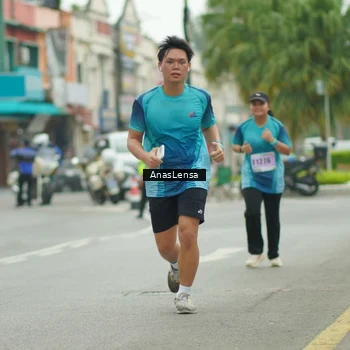 Runner Photo 8873709