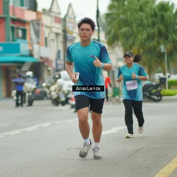 Runner Photo 8873734