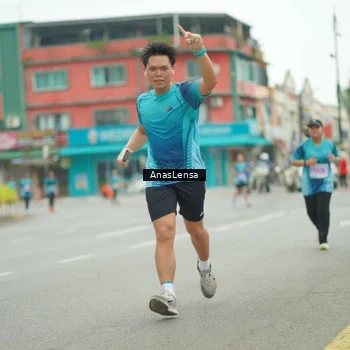 Runner Photo 8873772