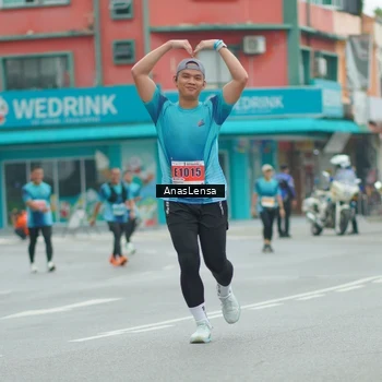 Runner Photo 8873913