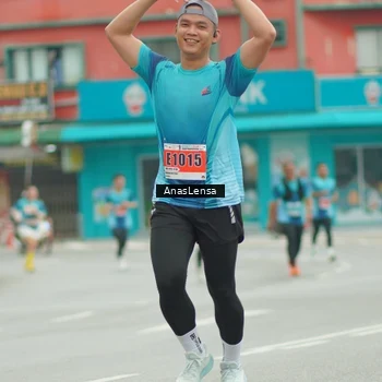 Runner Photo 8873930