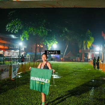 Runner Photo 8874263