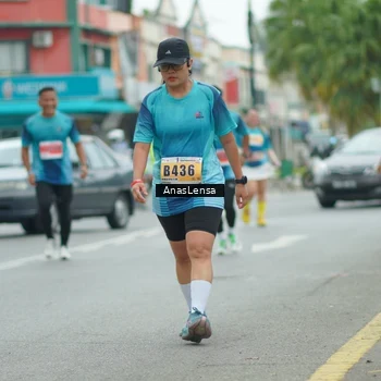 Runner Photo 8874278