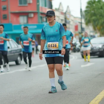 Runner Photo 8874295