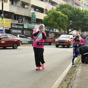 Runner Photo 8874298