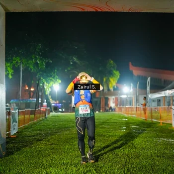 Runner Photo 8874300