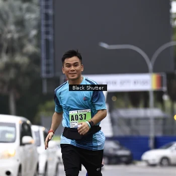 Runner Photo 8874332