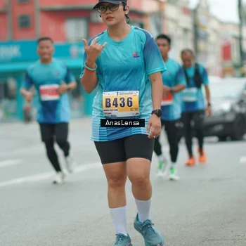 Runner Photo 8874335