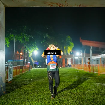 Runner Photo 8874390