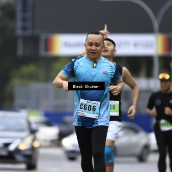 Runner Photo 8874533