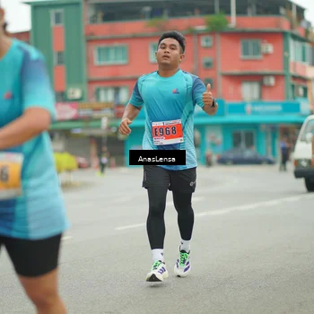 Runner Photo 8874544
