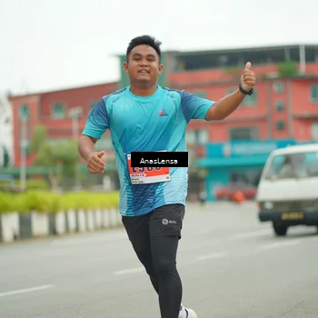 Runner Photo 8874551