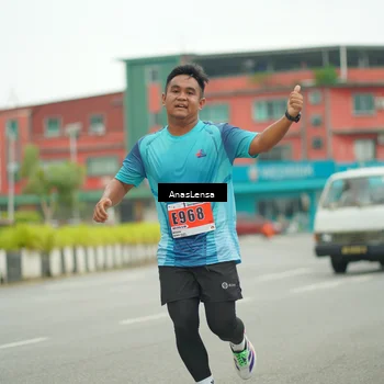 Runner Photo 8874565