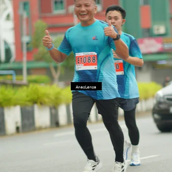 Runner Photo 8874579