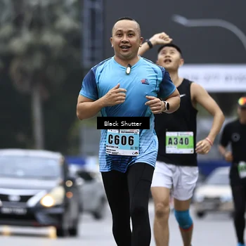Runner Photo 8874629