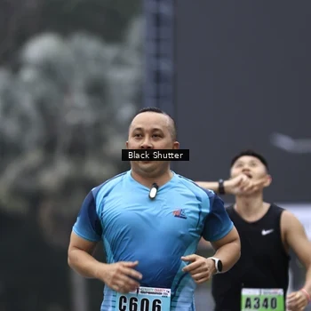 Runner Photo 8874669