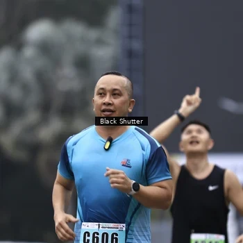 Runner Photo 8874693