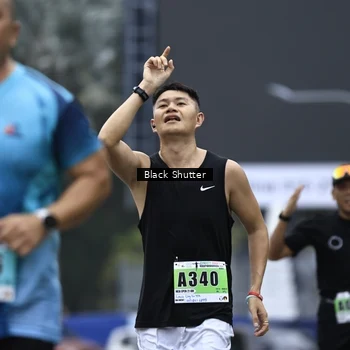 Runner Photo 8874705