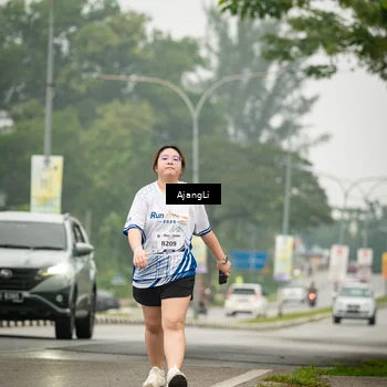 Runner Photo 8874709