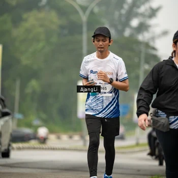 Runner Photo 8874717