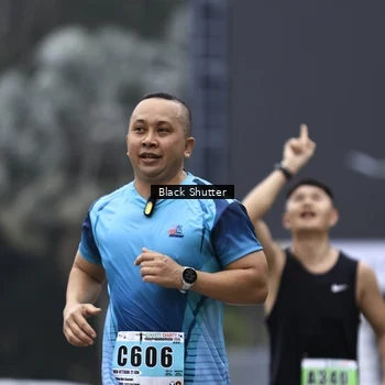 Runner Photo 8874733