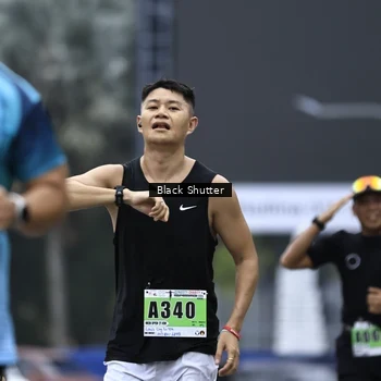 Runner Photo 8874741