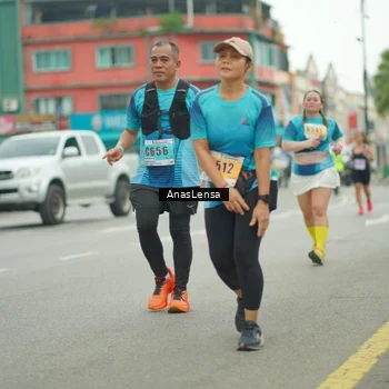 Runner Photo 8874752