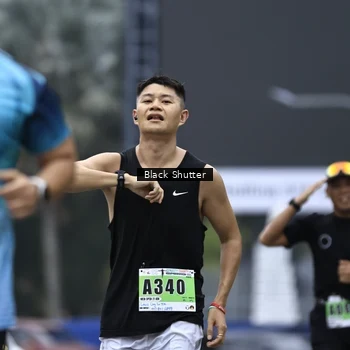 Runner Photo 8874753
