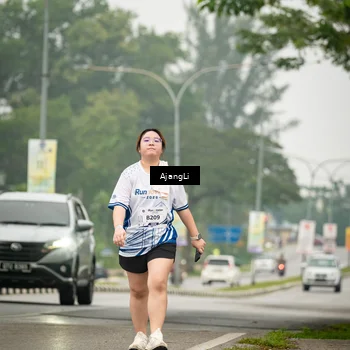 Runner Photo 8874787