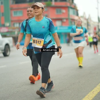 Runner Photo 8874792