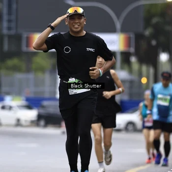 Runner Photo 8874797