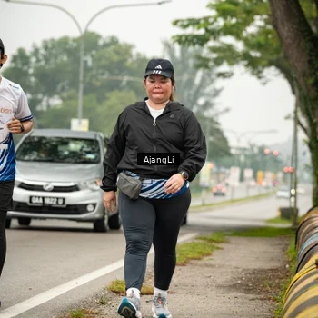 Runner Photo 8874843