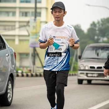 Runner Photo 8874859