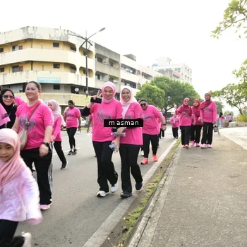 Runner Photo 8875002
