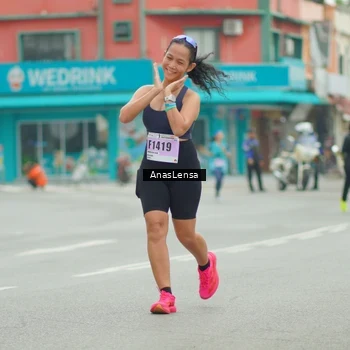 Runner Photo 8875079