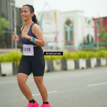Runner Photo 8875176