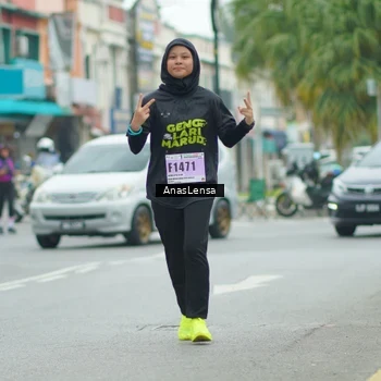 Runner Photo 8875189