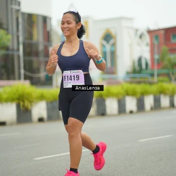 Runner Photo 8875222