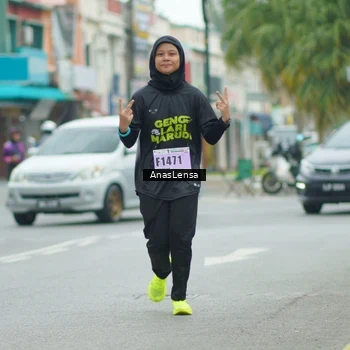 Runner Photo 8875331