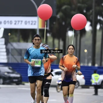 Runner Photo 8875336