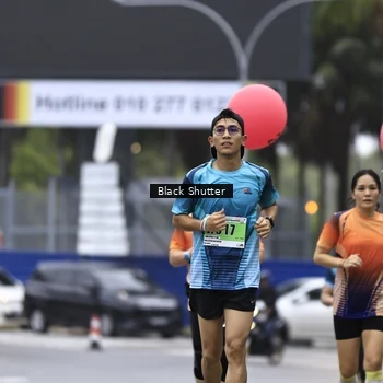 Runner Photo 8875365