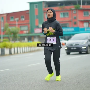 Runner Photo 8875416